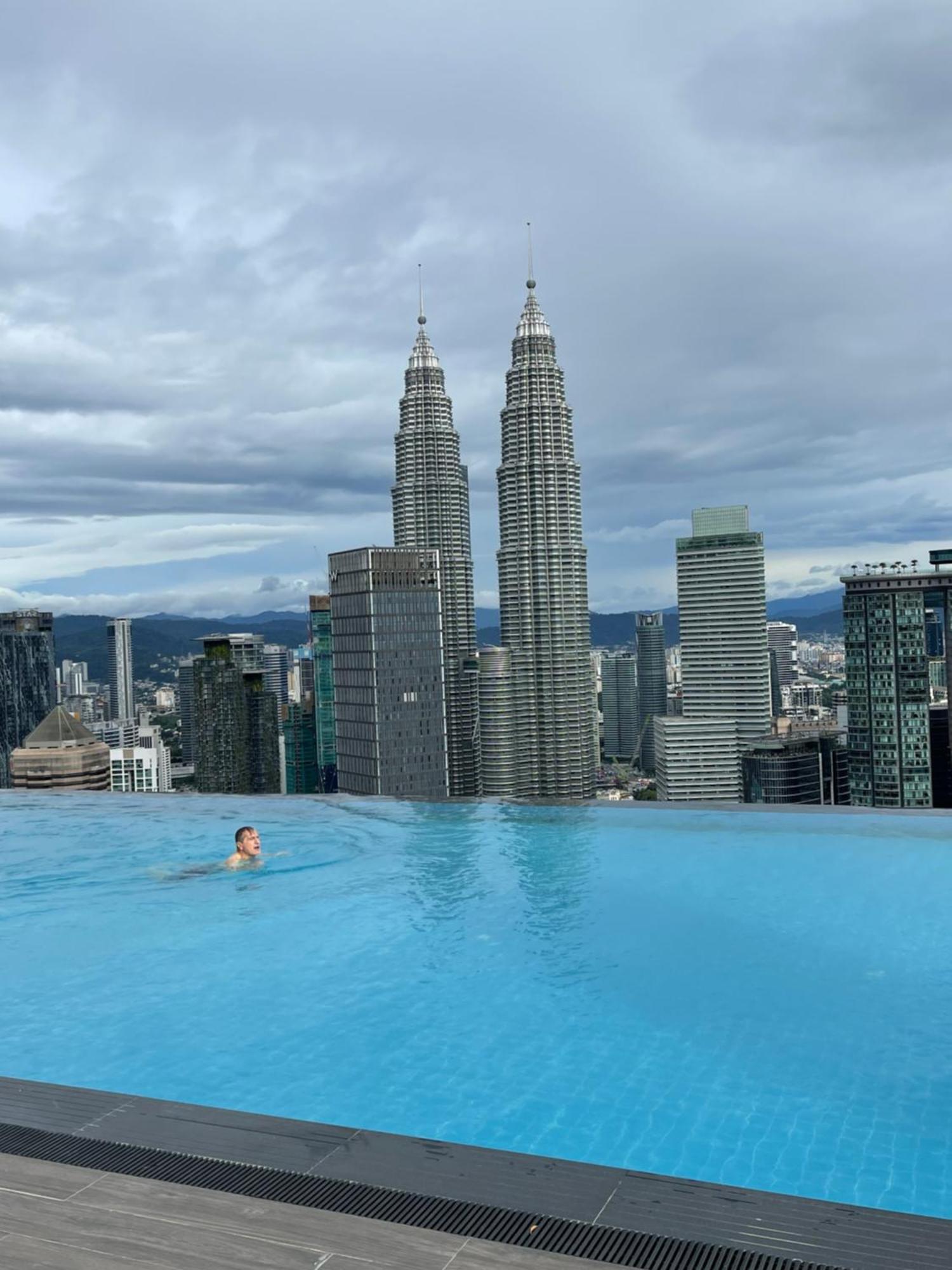 Апартаменты Klcc Platinum 2 By Hibernate Куала-Лумпур Экстерьер фото